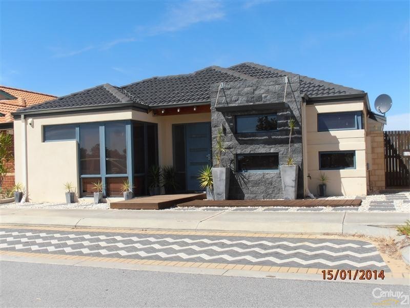 4 Rhapsody Close, Shoalwater WA 6169