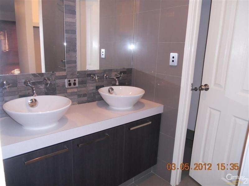 4 Rhapsody Close, Shoalwater WA 6169