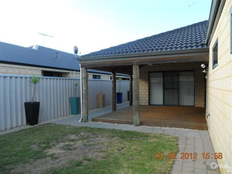 4 Rhapsody Close, Shoalwater WA 6169