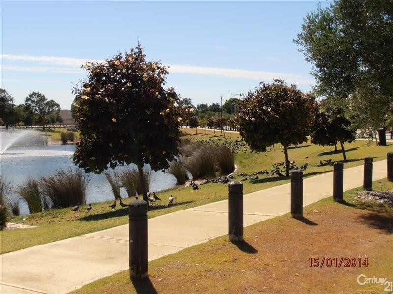 4 Rhapsody Close, Shoalwater WA 6169