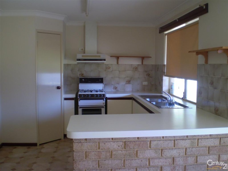 9 Spinnaker Close, Waikiki WA 6169