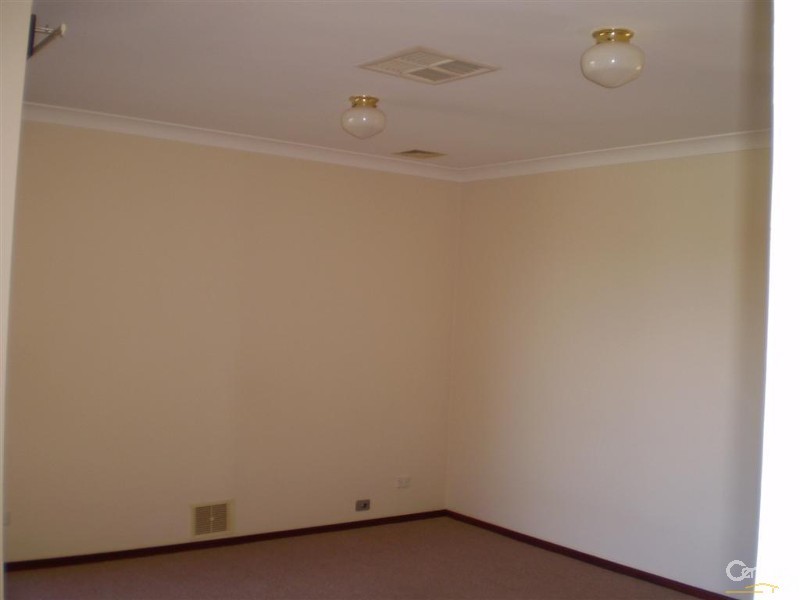 9 Spinnaker Close, Waikiki WA 6169