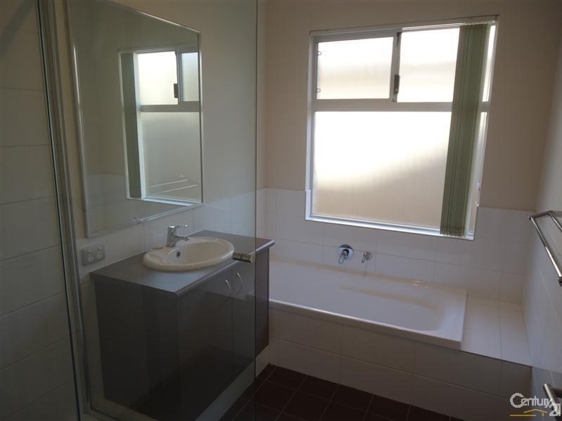 23 Coniston Bend, Waikiki WA 6169