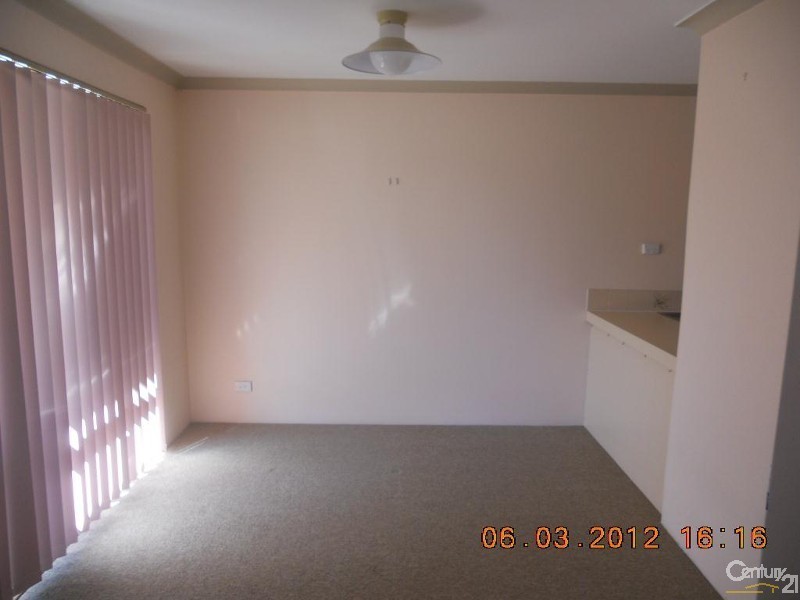6/8 Merope Close, Rockingham WA 6168