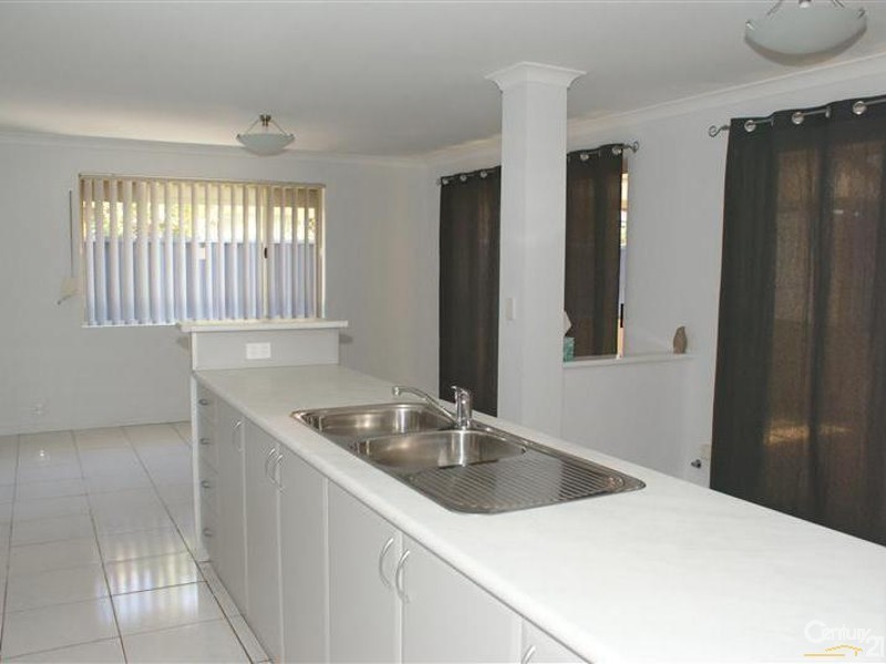 22 Sennet Lane, Warnbro WA 6169