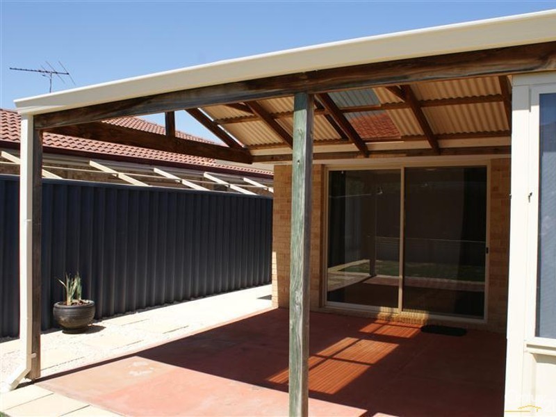 22 Sennet Lane, Warnbro WA 6169