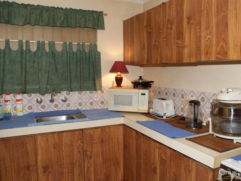 3/145 Leach Highway, Wilson WA 6107