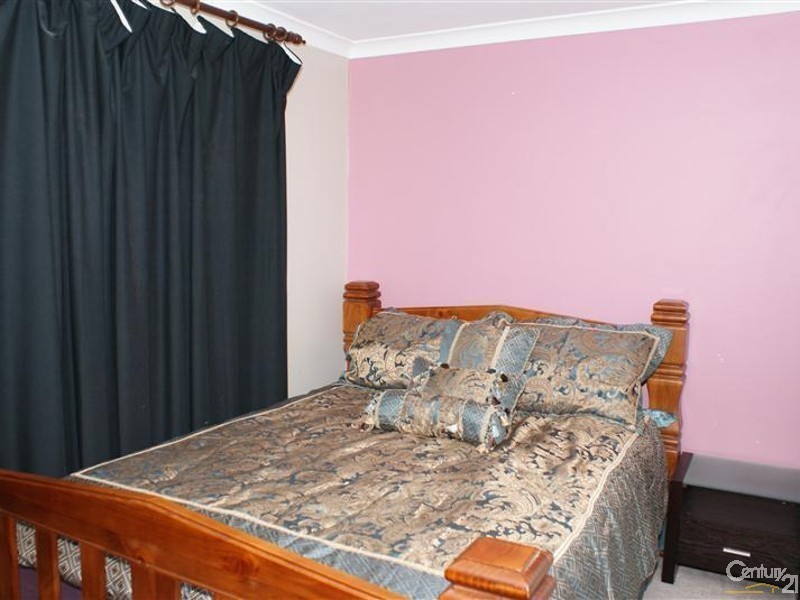 14 Kilmeny Loop, Warnbro WA 6169