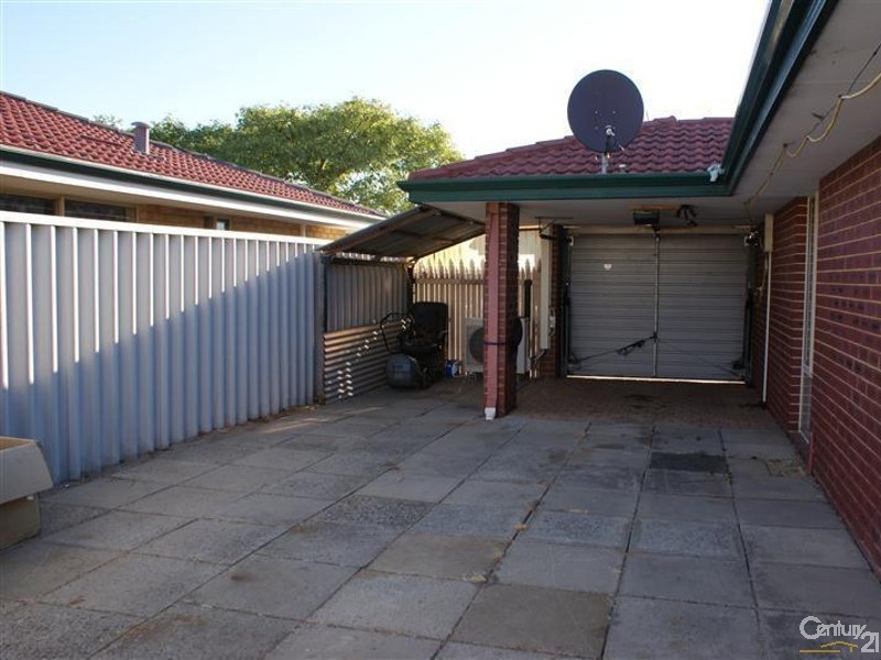 14 Kilmeny Loop, Warnbro WA 6169