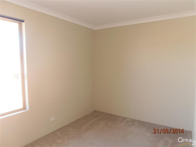37 Woodbridge Drive, Cooloongup WA 6168