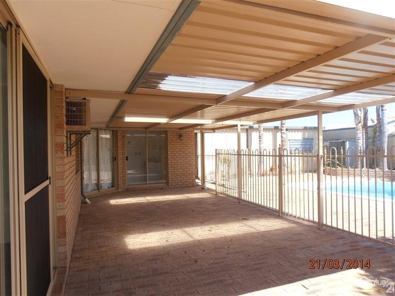 37 Woodbridge Drive, Cooloongup WA 6168