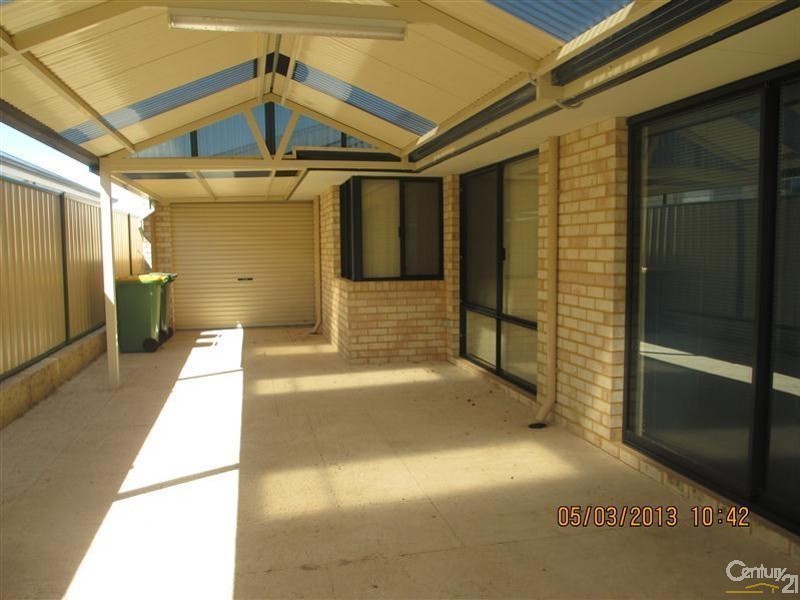 7 Wittecarra Crescent, Port Kennedy WA 6172