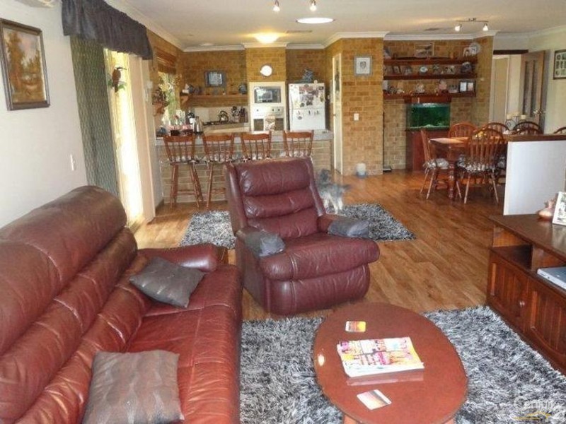 40 Tradewinds Drive, Safety Bay WA 6169