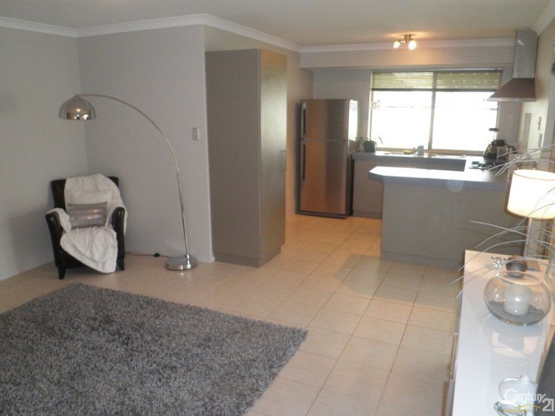 14 Uist Close, Port Kennedy WA 6172