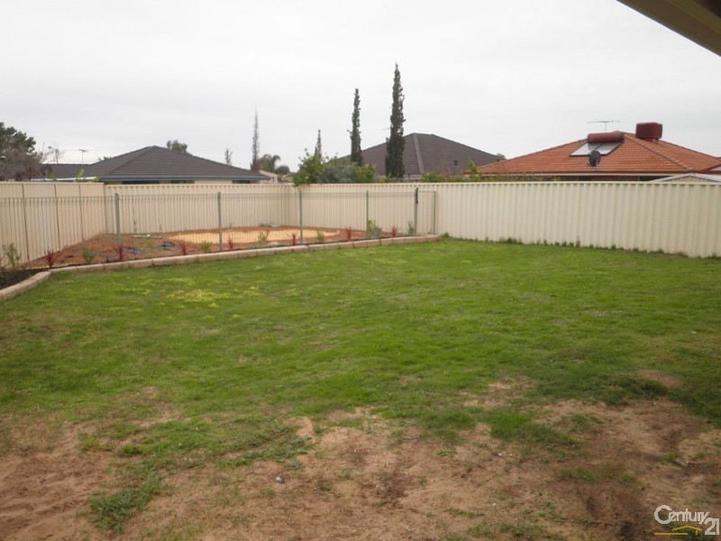 14 Uist Close, Port Kennedy WA 6172