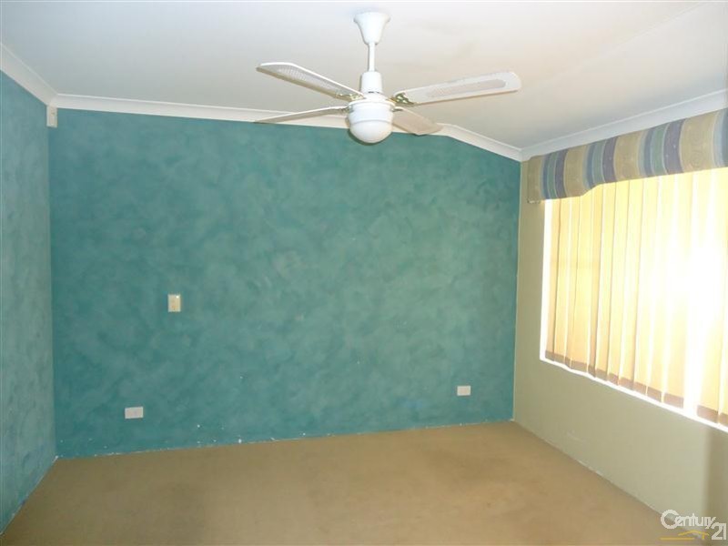7 Kilmeny Loop, Warnbro WA 6169