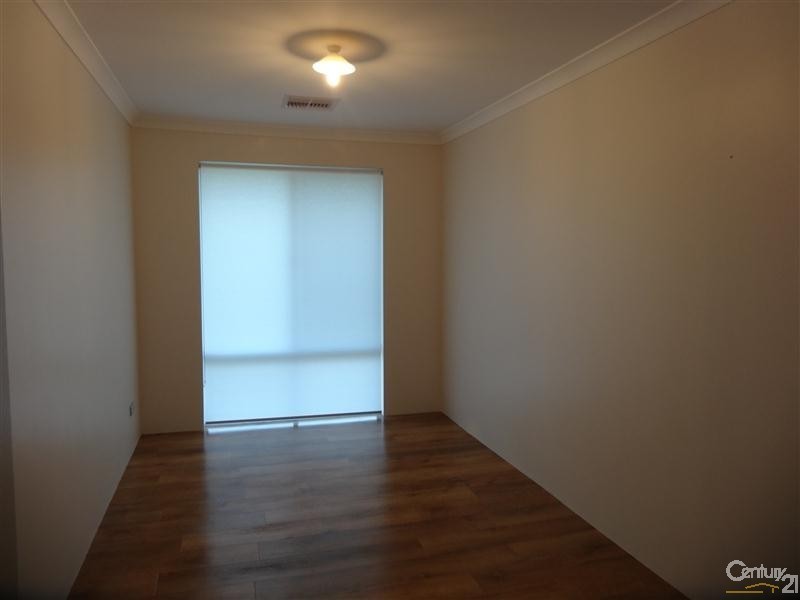 2 Cheney Loop, Secret Harbour WA 6173