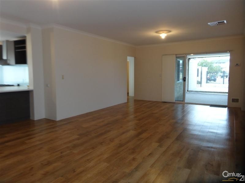 2 Cheney Loop, Secret Harbour WA 6173