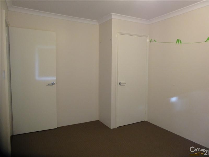 2 Cheney Loop, Secret Harbour WA 6173