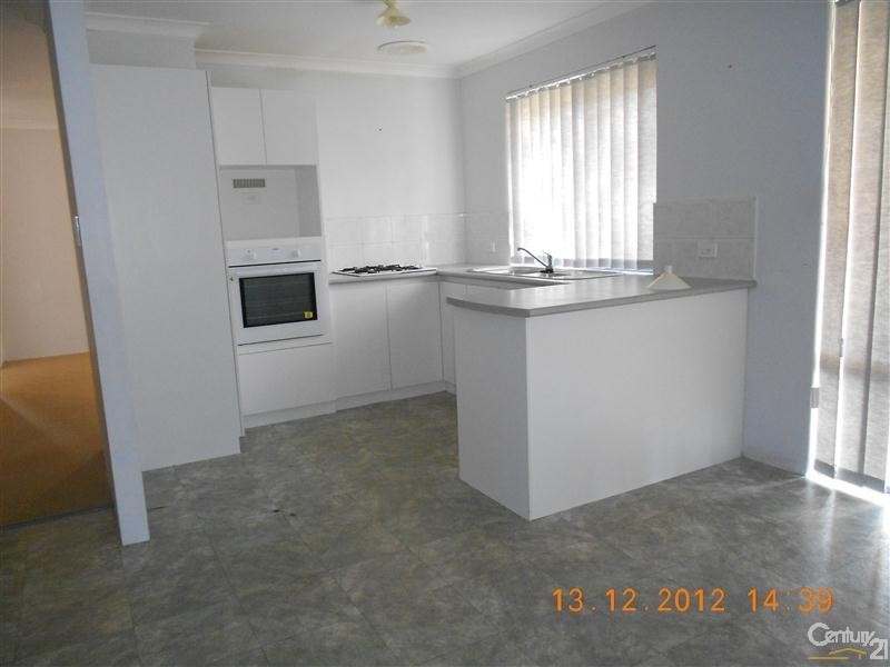 140 Grand Ocean Boulevard, Port Kennedy WA 6172