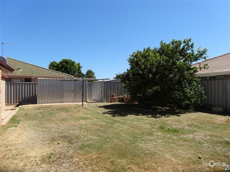 31 Nabberu Loop, Cooloongup WA 6168