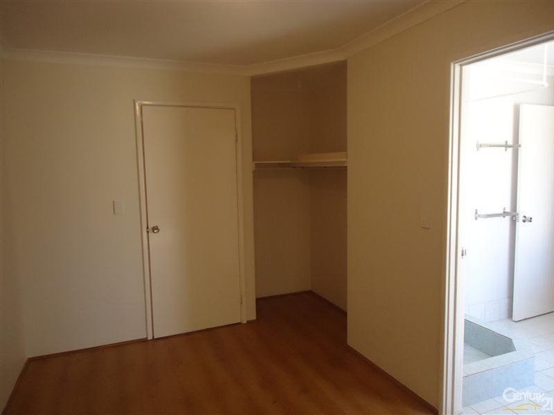 1/5 Cambridge Drive, Greenfields WA 6210