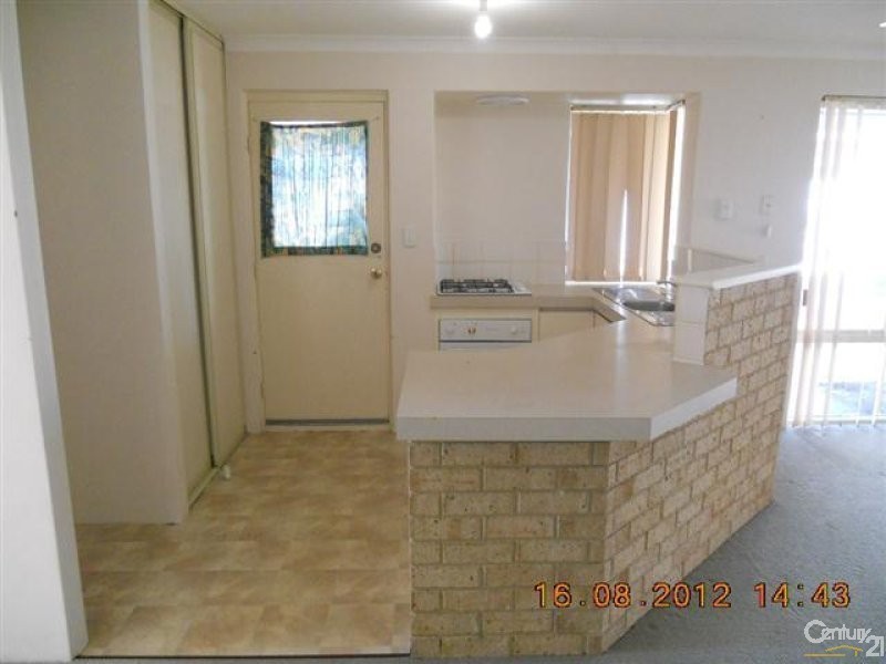 10 Narbonne Gardens, Port Kennedy WA 6172