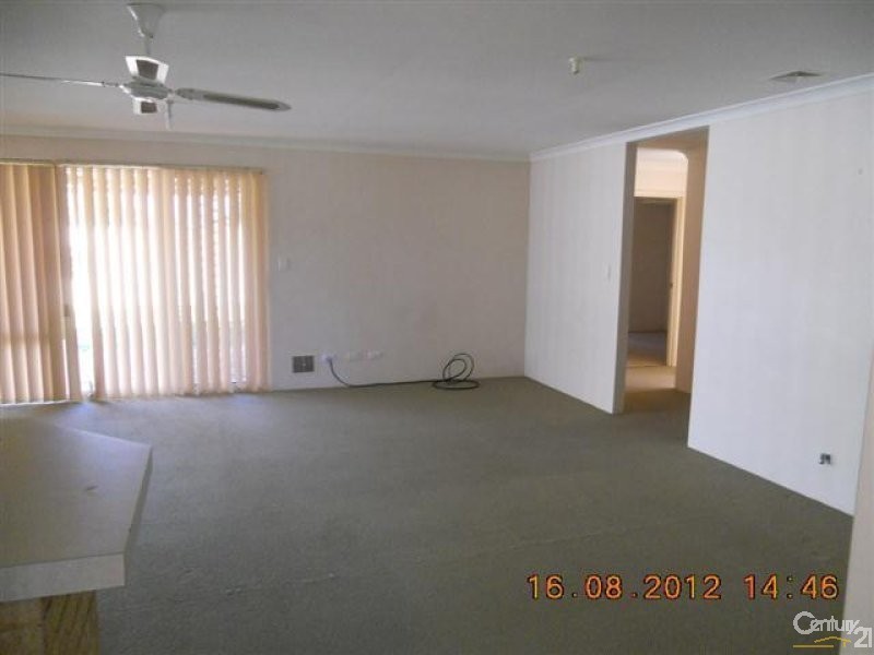 10 Narbonne Gardens, Port Kennedy WA 6172