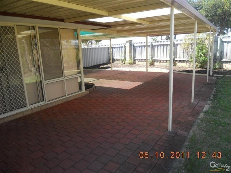 10 Narbonne Gardens, Port Kennedy WA 6172