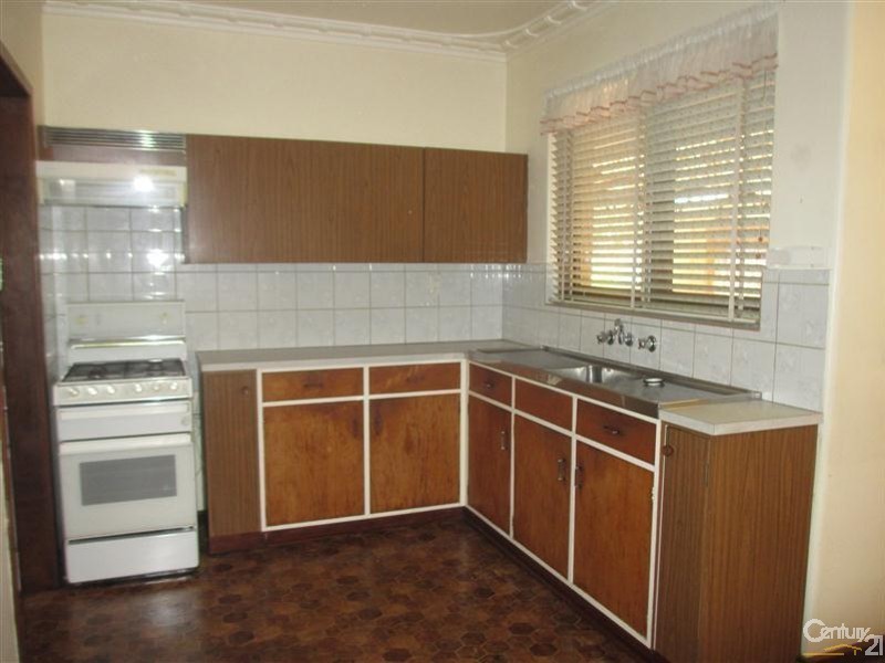 154 Parkin Steet, Rockingham WA 6168