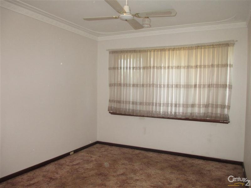 154 Parkin Steet, Rockingham WA 6168