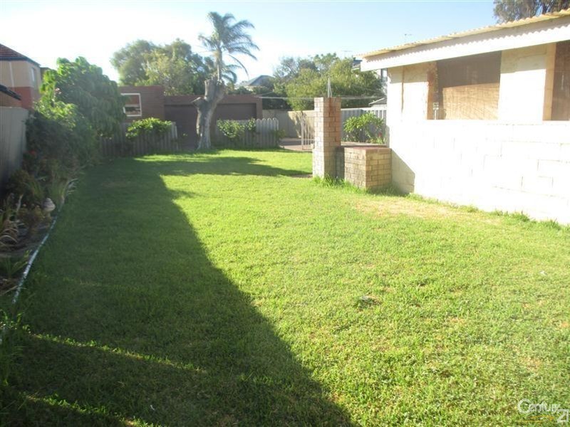 154 Parkin Steet, Rockingham WA 6168