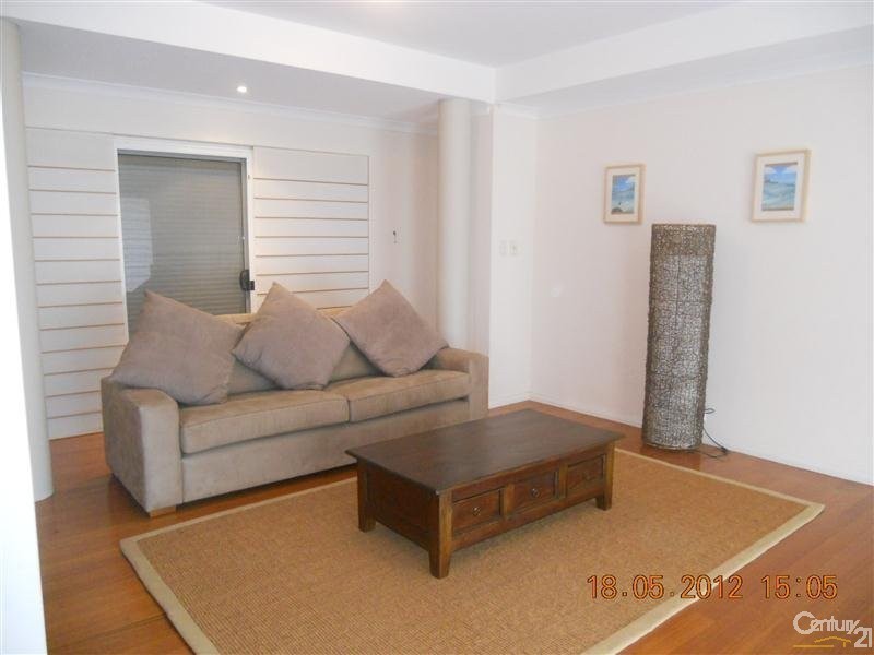 2 Arcadia Drive, Shoalwater WA 6169