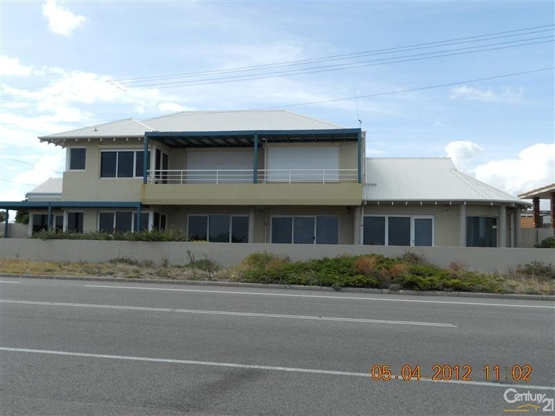 2 Arcadia Drive, Shoalwater WA 6169