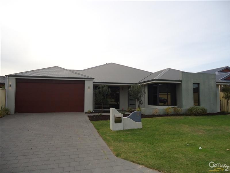3 Stradbroke Road, Secret Harbour WA 6173
