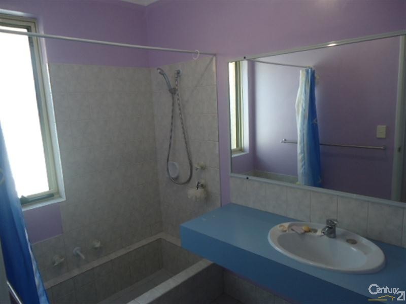 7 Dory Way, Warnbro WA 6169