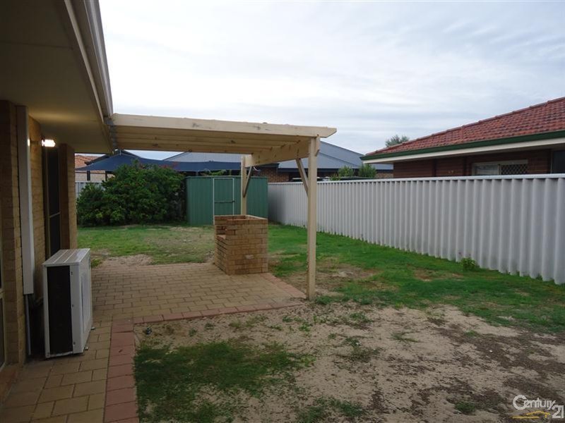 82 Chelmsford Avenue, Port Kennedy WA 6172