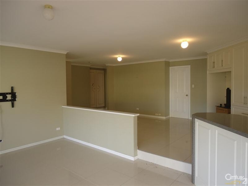 7 Mildura Place, Rockingham WA 6168