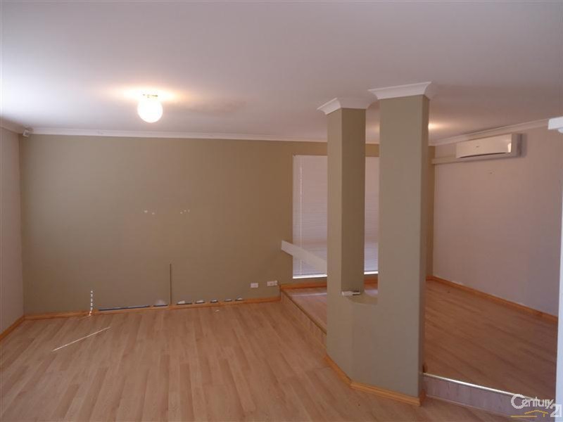 7 Mildura Place, Rockingham WA 6168