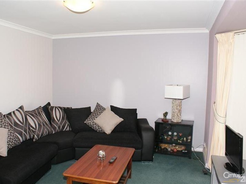 2 Collie Close, Rockingham WA 6168