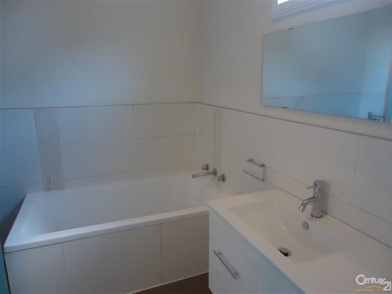 210 Safety Bay Road, Safety Bay WA 6169