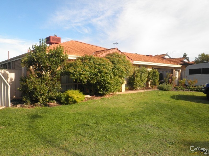 15  Montelimar Elbow, Port Kennedy WA 6172
