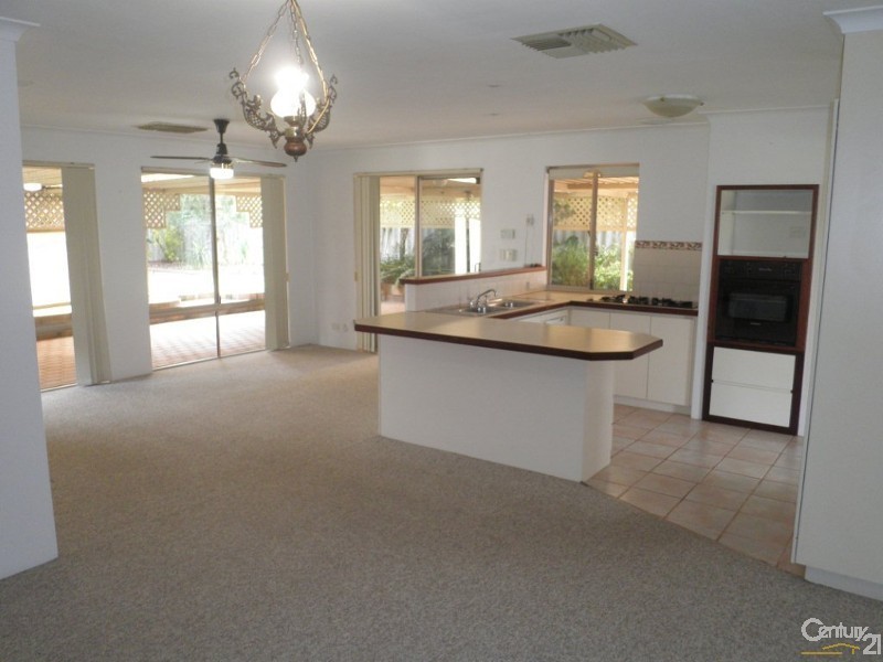 15  Montelimar Elbow, Port Kennedy WA 6172