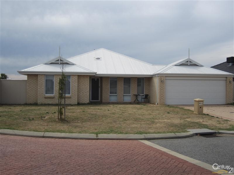1 Whitemoss Turn, Waikiki WA 6169
