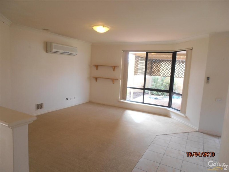 10/21 La Manche Avenue, Port Kennedy WA 6172