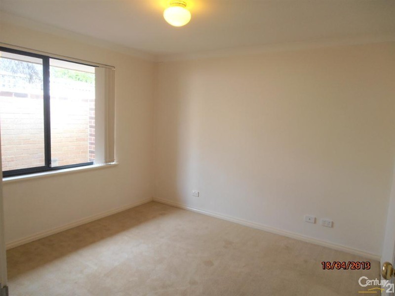 10/21 La Manche Avenue, Port Kennedy WA 6172