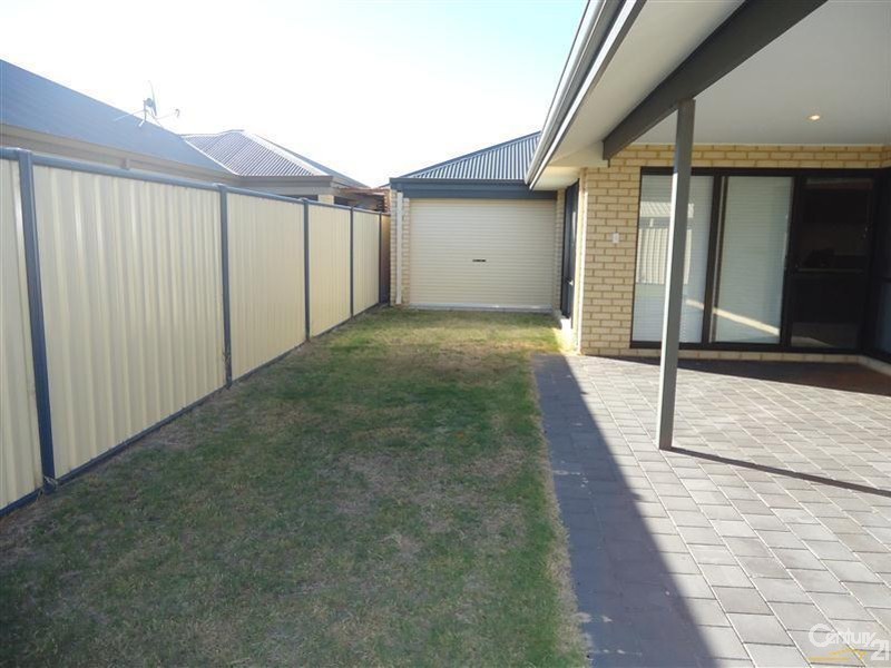 13 Cottesloe Crescent, Secret Harbour WA 6173