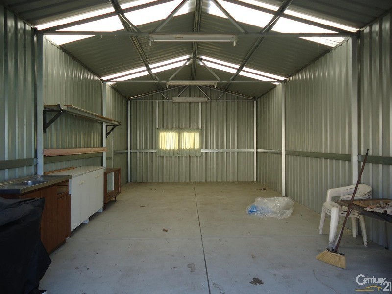 8 May Street, Rockingham WA 6168