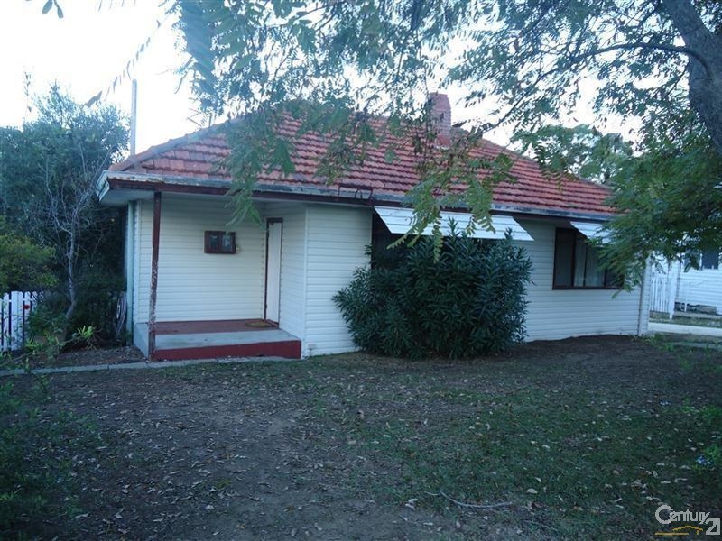 16 Carlisle Street, Shoalwater WA 6169
