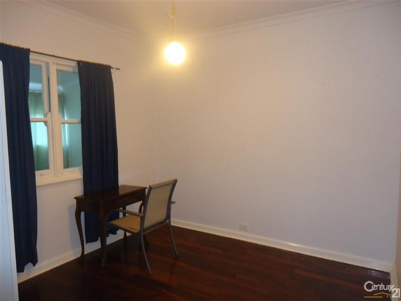 16 Carlisle Street, Shoalwater WA 6169